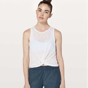 Lululemon Size 2 Breeze Through Twist Tank Top White